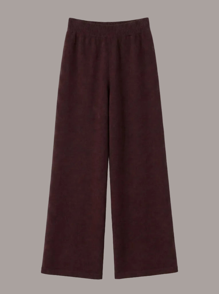 Pure merino Wool Trousers in Walnut, knitted in Verona | Aeteria Edition 01